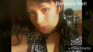 Азиатка ублажает чувака качественным отсосом и еблей на кровати